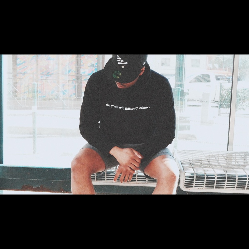 Black printed X-Large hoodie - Picture 5 of 7